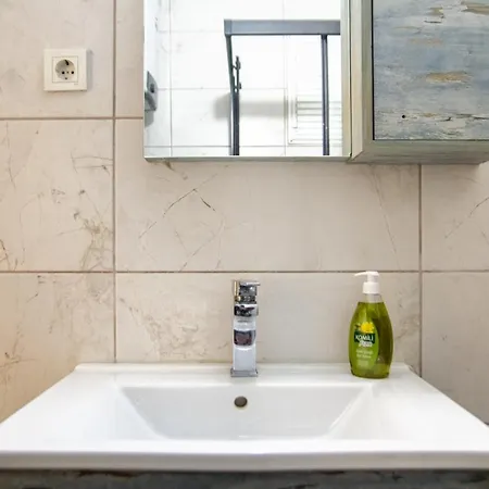Appartamento Vibrant And Central Flat In Karsiyaka Near Sea *