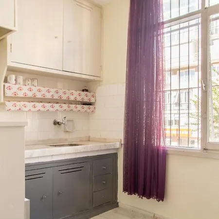 Vibrant And Central Flat In Karsiyaka Near Sea * Σμύρνη